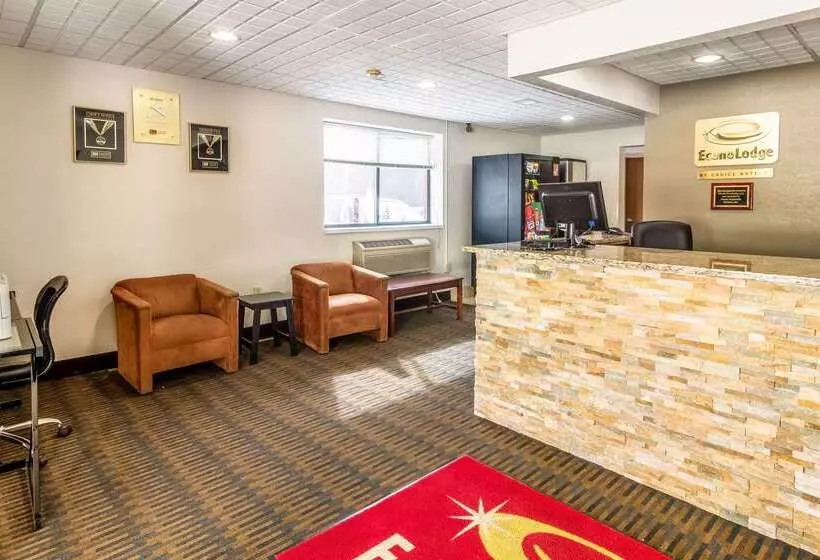 酒店 Econo Lodge Cadillac