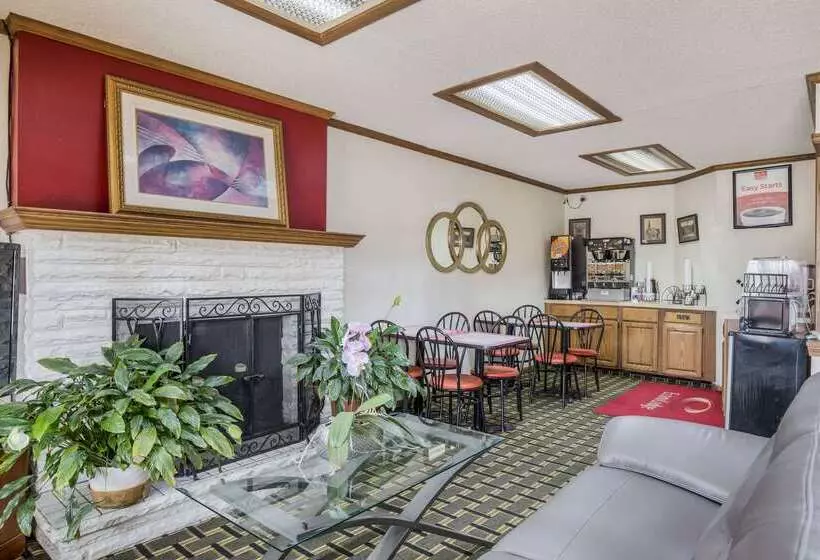 فندق Econo Lodge
