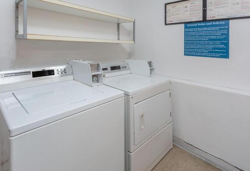 فندق Avenida Oceanside Camp Pendleton