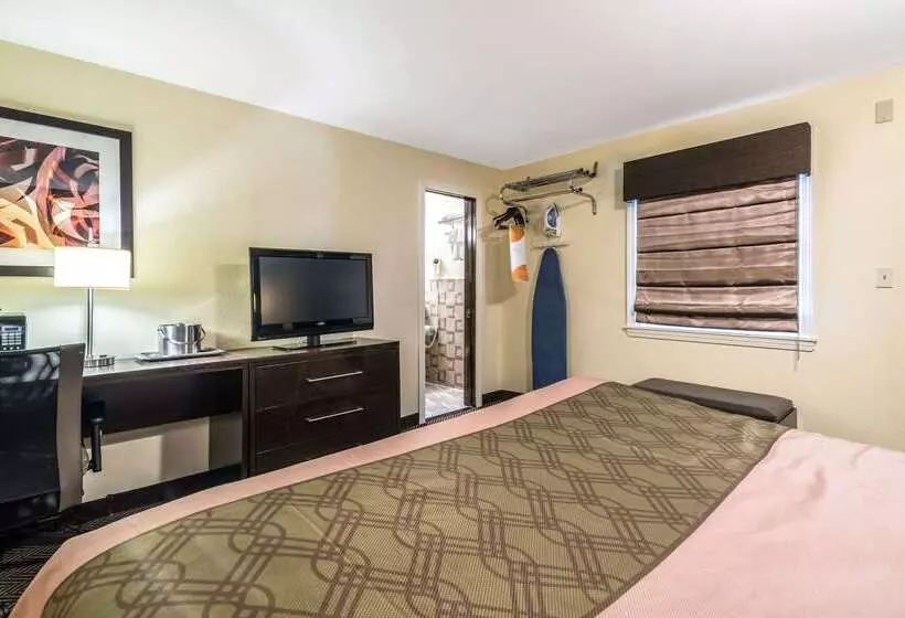 هتل Econo Lodge Rutland City Near Hwy 7