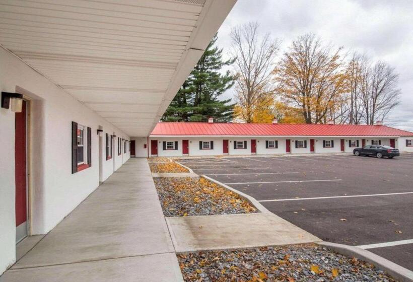 ホテル Econo Lodge St Albans