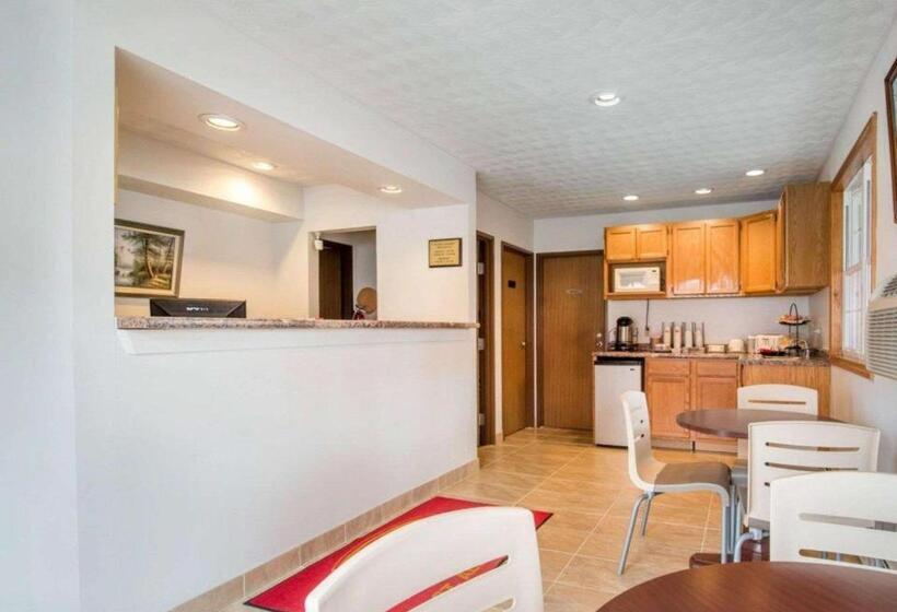 ホテル Econo Lodge St Albans