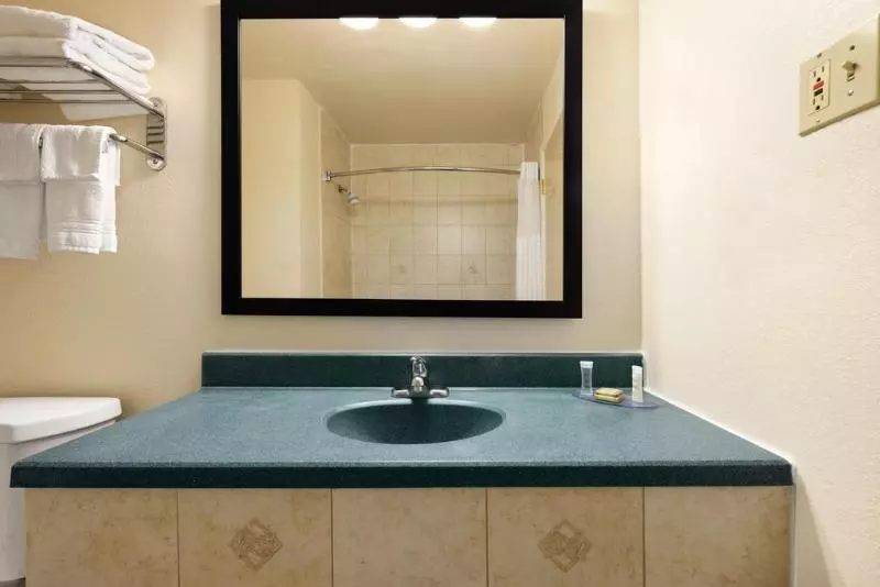 فندق Fairbridge Inn Express Buffalo Airport Williamsville