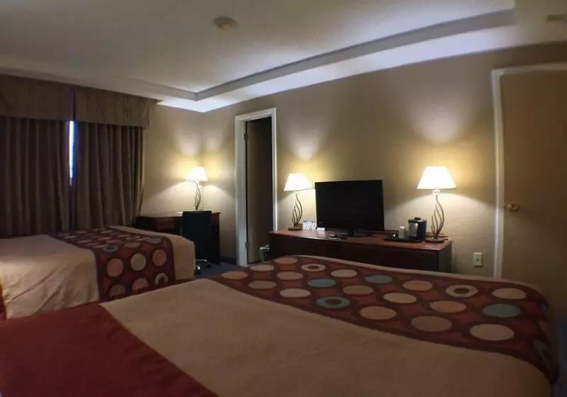 فندق Fairbridge Inn Express Buffalo Airport Williamsville