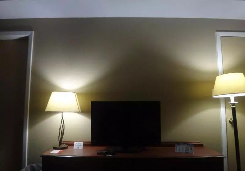 فندق Fairbridge Inn Express Buffalo Airport Williamsville