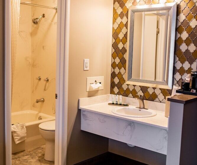 فندق Gateway Inn And Suites