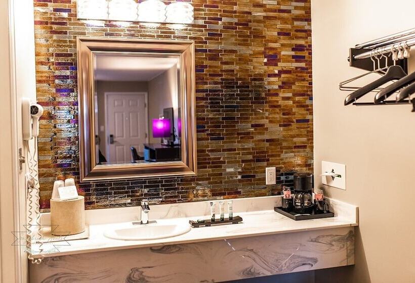 فندق Gateway Inn And Suites