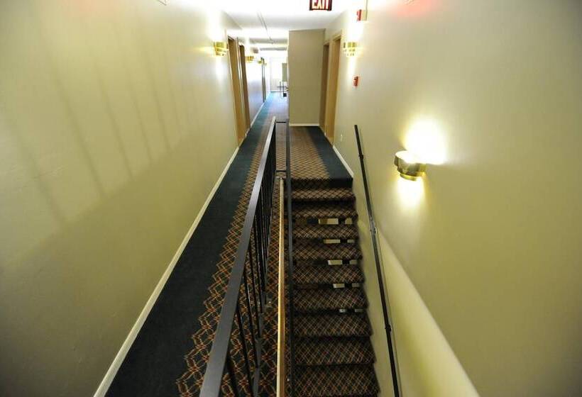 בית מלון כפרי Heritage Inn Mansfield