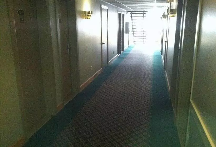 בית מלון כפרי Heritage Inn Mansfield