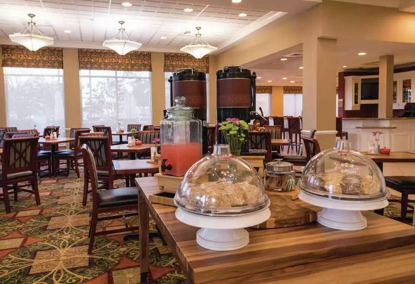 هتل Hilton Garden Inn Meridian