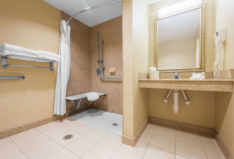 ホテル Hilton Garden Inn Meridian