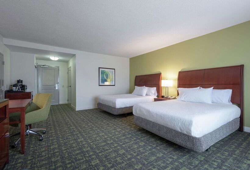 ホテル Hilton Garden Inn Meridian