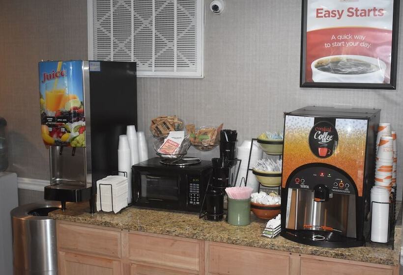 Surestay Hotel By Best Western Brunswick