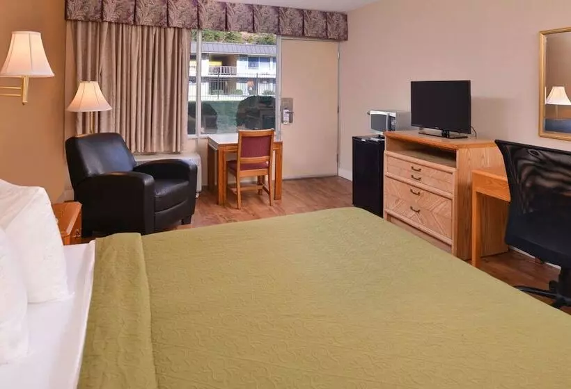 モーテル Quality Inn Dutch Inn