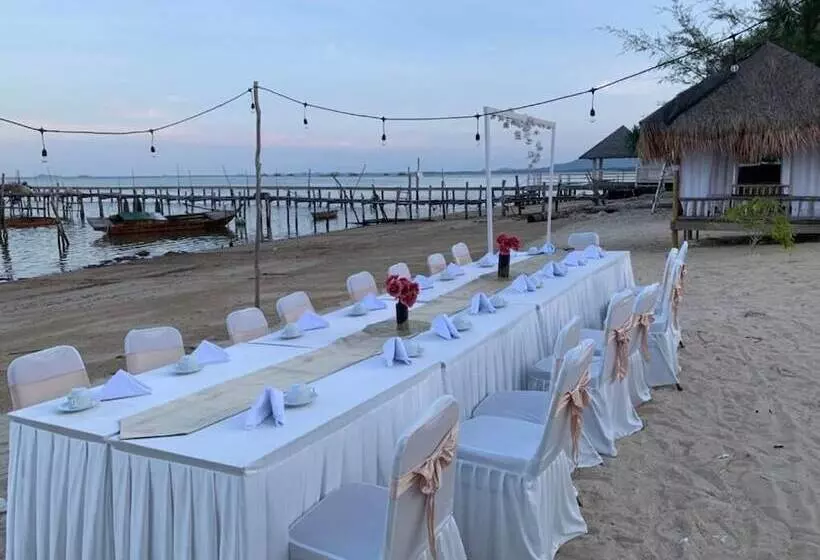 Aamiaismajoitus (B&B) Hello Bintan Beach Cottages