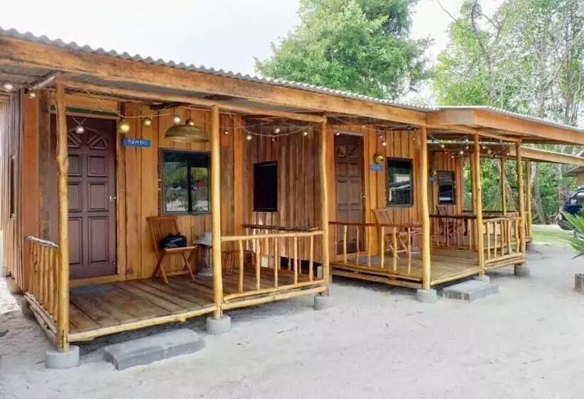 Aamiaismajoitus (B&B) Hello Bintan Beach Cottages