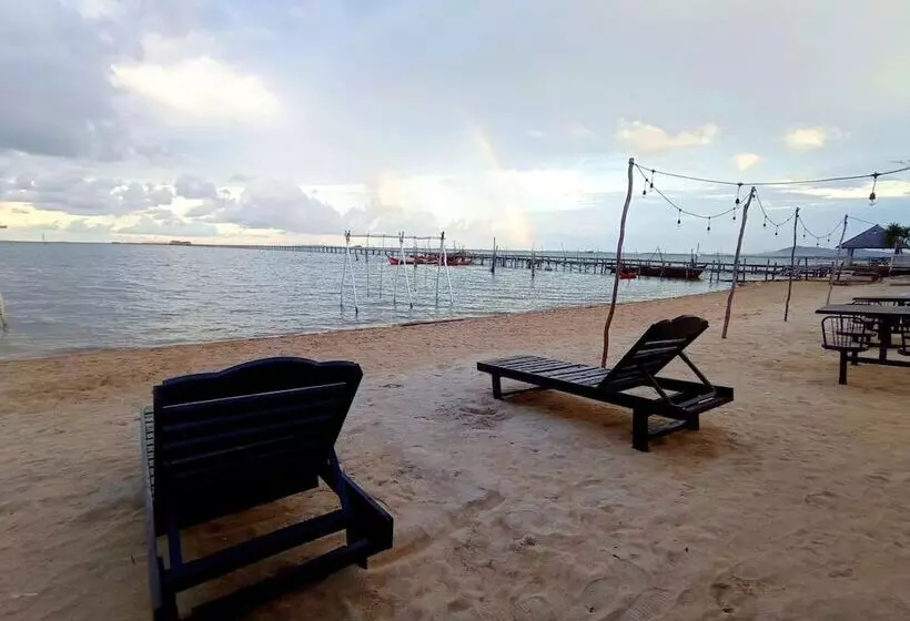 Aamiaismajoitus (B&B) Hello Bintan Beach Cottages