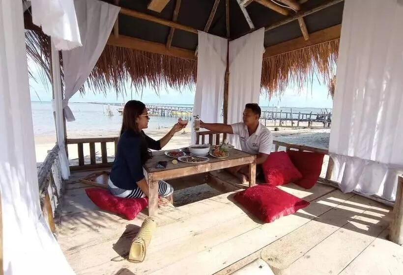 Aamiaismajoitus (B&B) Hello Bintan Beach Cottages