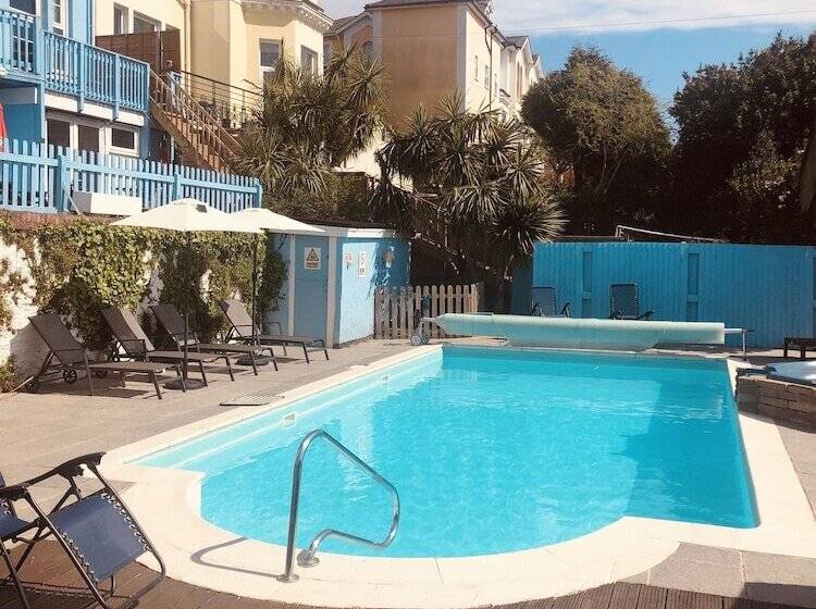 تختخواب و صبحانه The Purple Tree Guest House