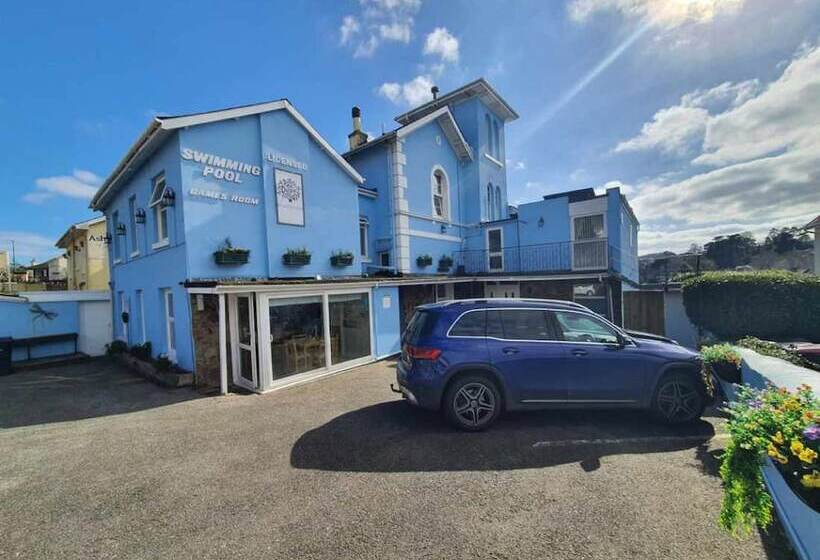 تختخواب و صبحانه The Purple Tree Guest House