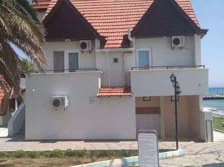 ホテル Ares Tatil Koyu