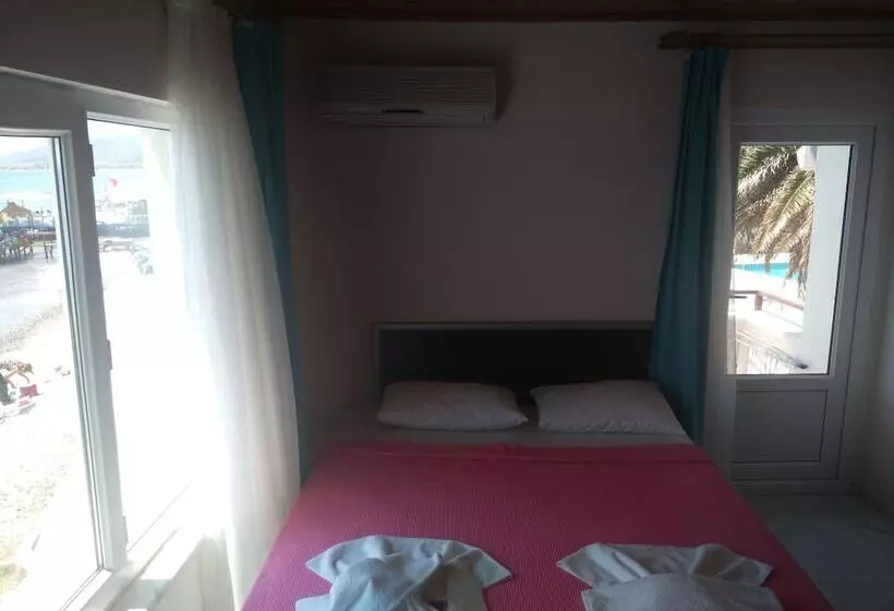 ホテル Ares Tatil Koyu