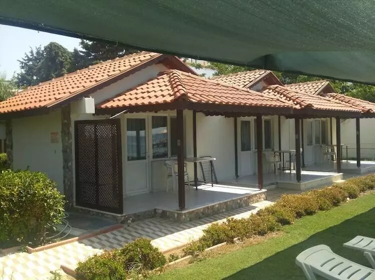 ホテル Ares Tatil Koyu