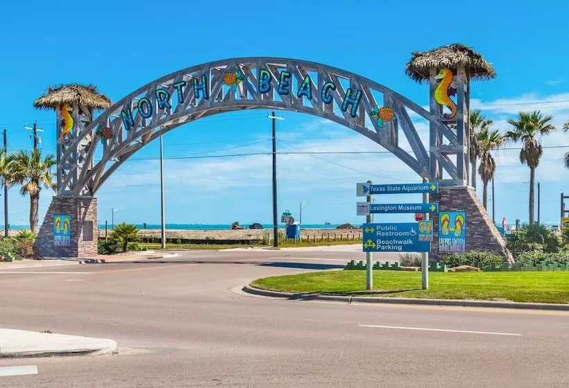 هتل Fairfield Inn & Suites By Marriott Corpus Christi Central