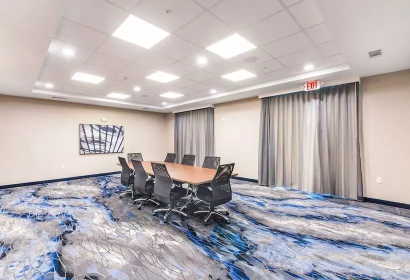 هتل Fairfield Inn & Suites By Marriott Corpus Christi Central