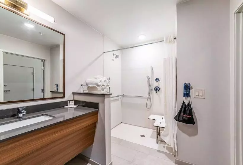 هتل Fairfield Inn & Suites By Marriott Corpus Christi Central