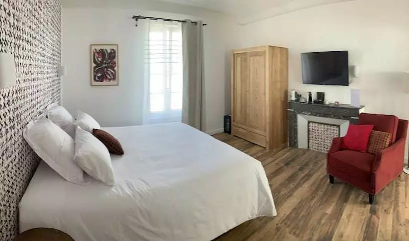 ホテル Hôtel Restaurant O Banel