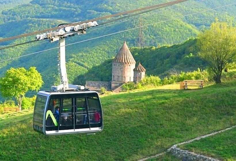 Kirch Hotel & Restaurant