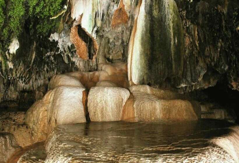 Kirch Hotel & Restaurant