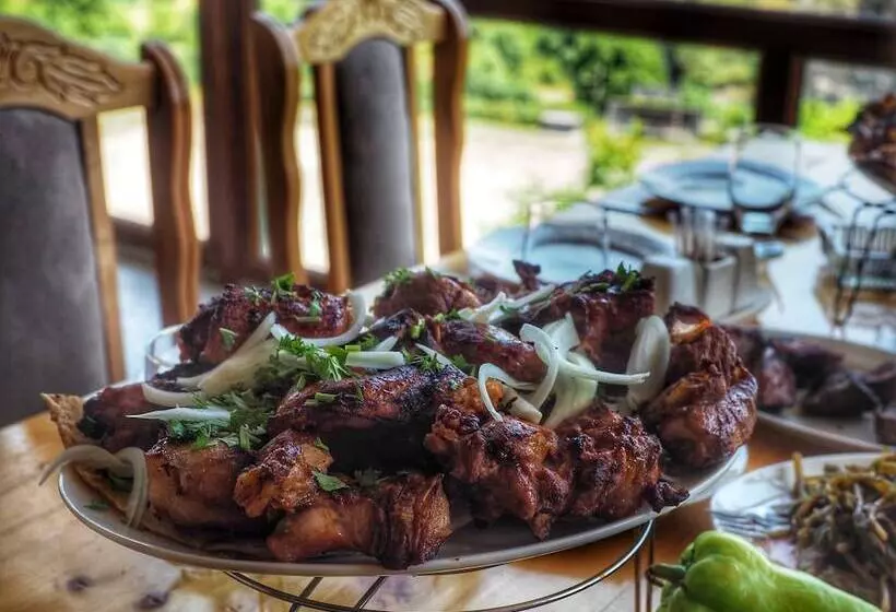 Kirch Hotel & Restaurant