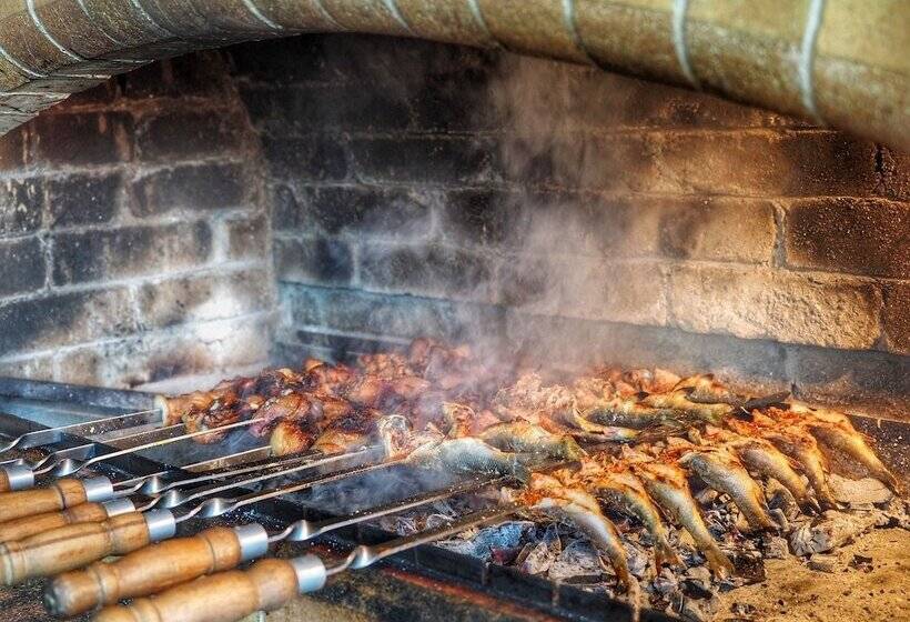 Kirch Hotel & Restaurant