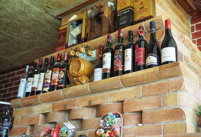 Kirch Hotel & Restaurant