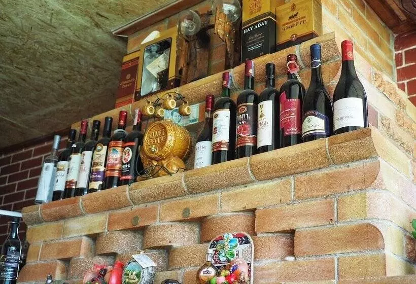 Kirch Hotel & Restaurant