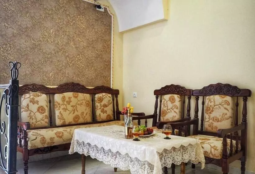 Kirch Hotel & Restaurant