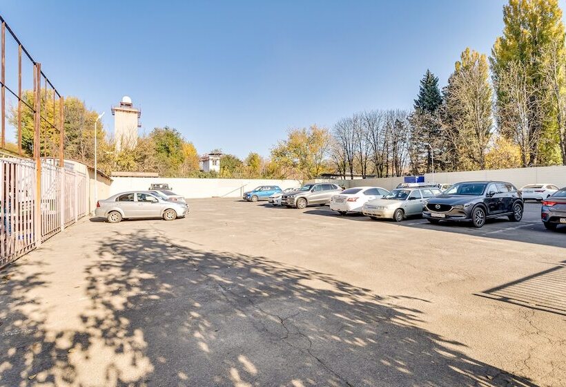 Отель Liner Platov