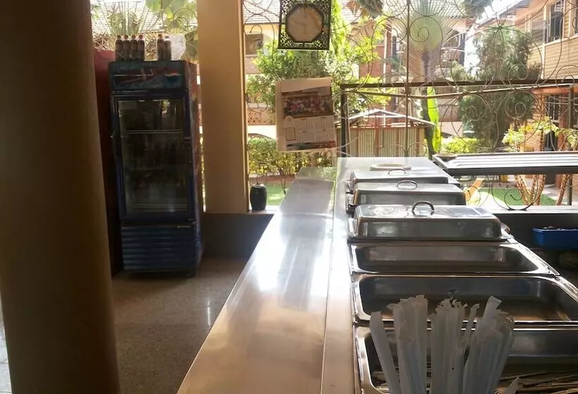 هتل Romu Garden