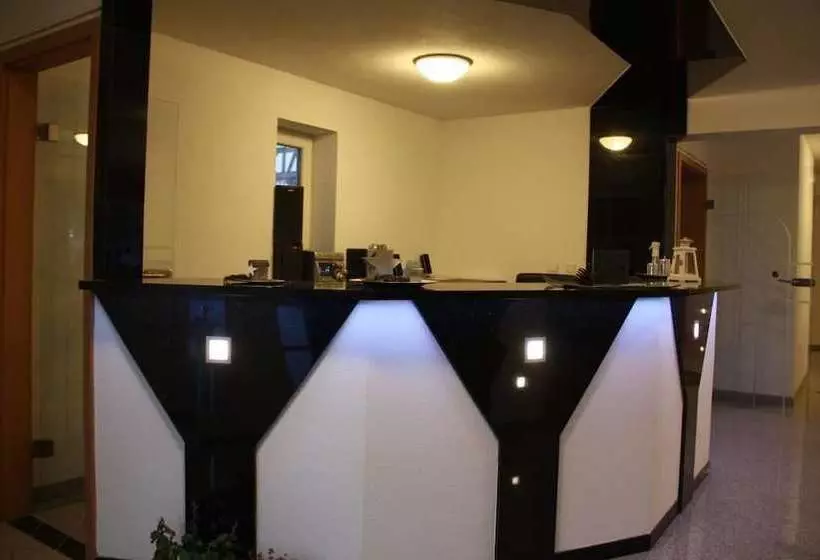 Hotelli Zum Kreuzritter