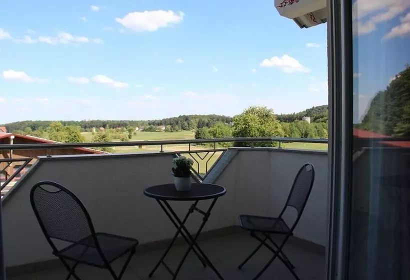 Hotelli Zum Kreuzritter