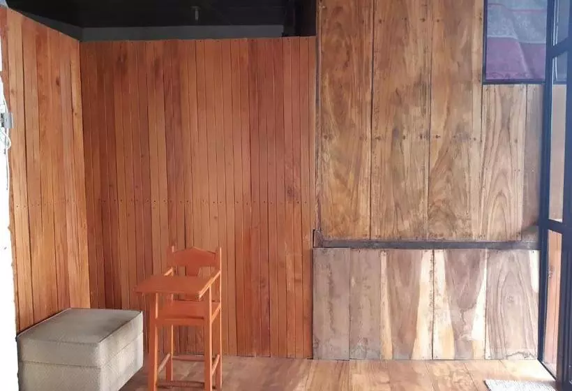 پانسیون Hostal Raíces De Mi Pueblo