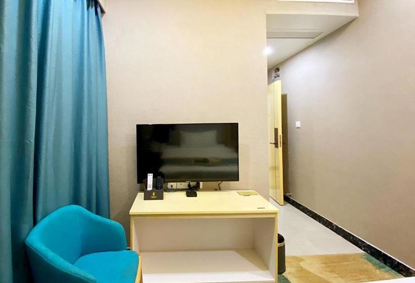 فندق Az. Aliya International