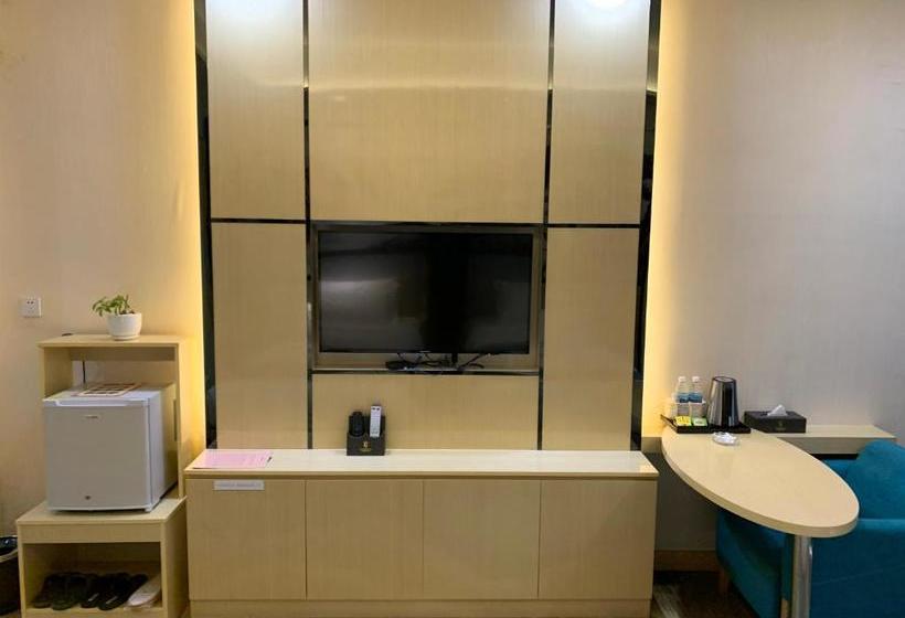 فندق Az. Aliya International