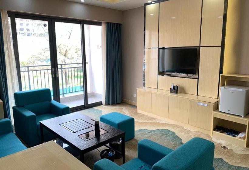 فندق Az. Aliya International