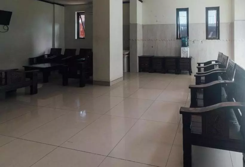 Hotelli Oyo 1872 Sakinah Grand Soabali