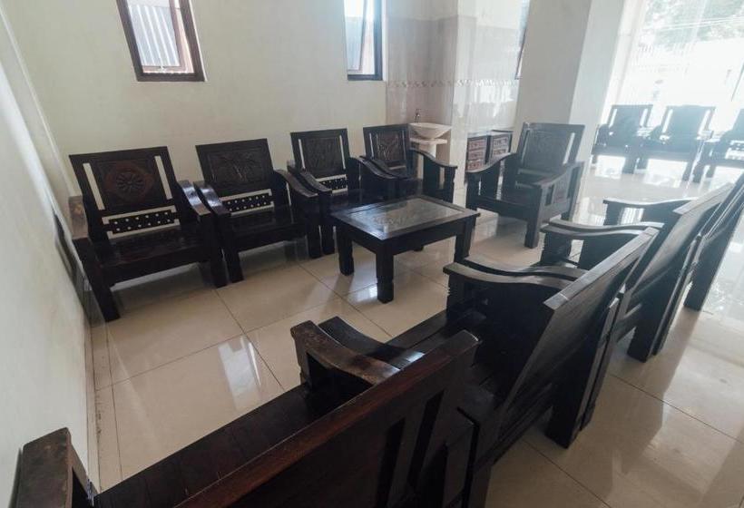 فندق Oyo 1872 Sakinah Grand Soabali