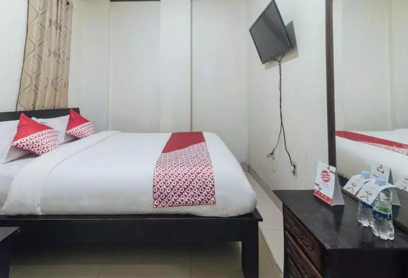 Hotelli Oyo 1872 Sakinah Grand Soabali