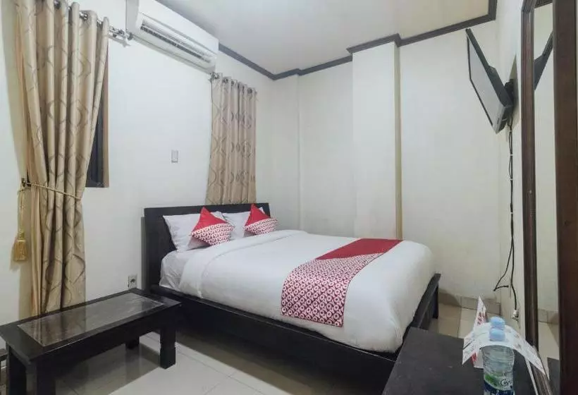 Hotelli Oyo 1872 Sakinah Grand Soabali